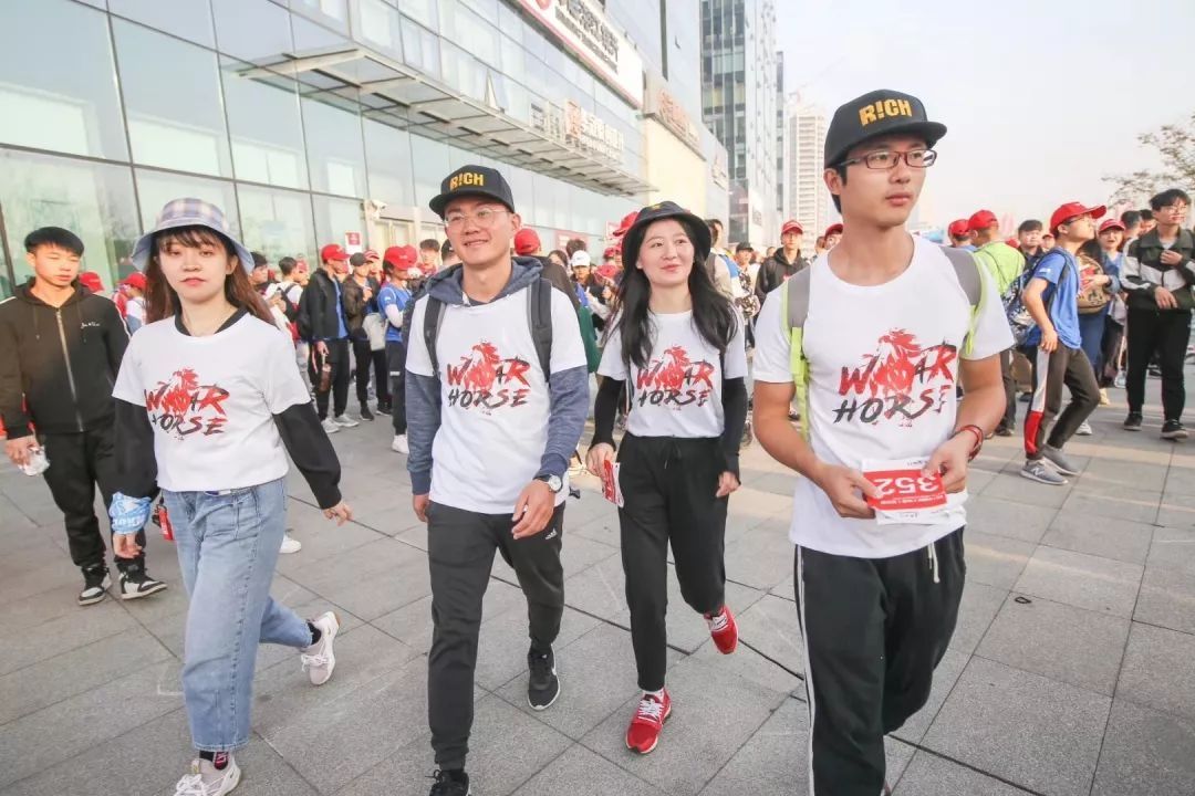 戰馬相伴，勇不止步丨戰馬毅行百公里戰隊招募令！